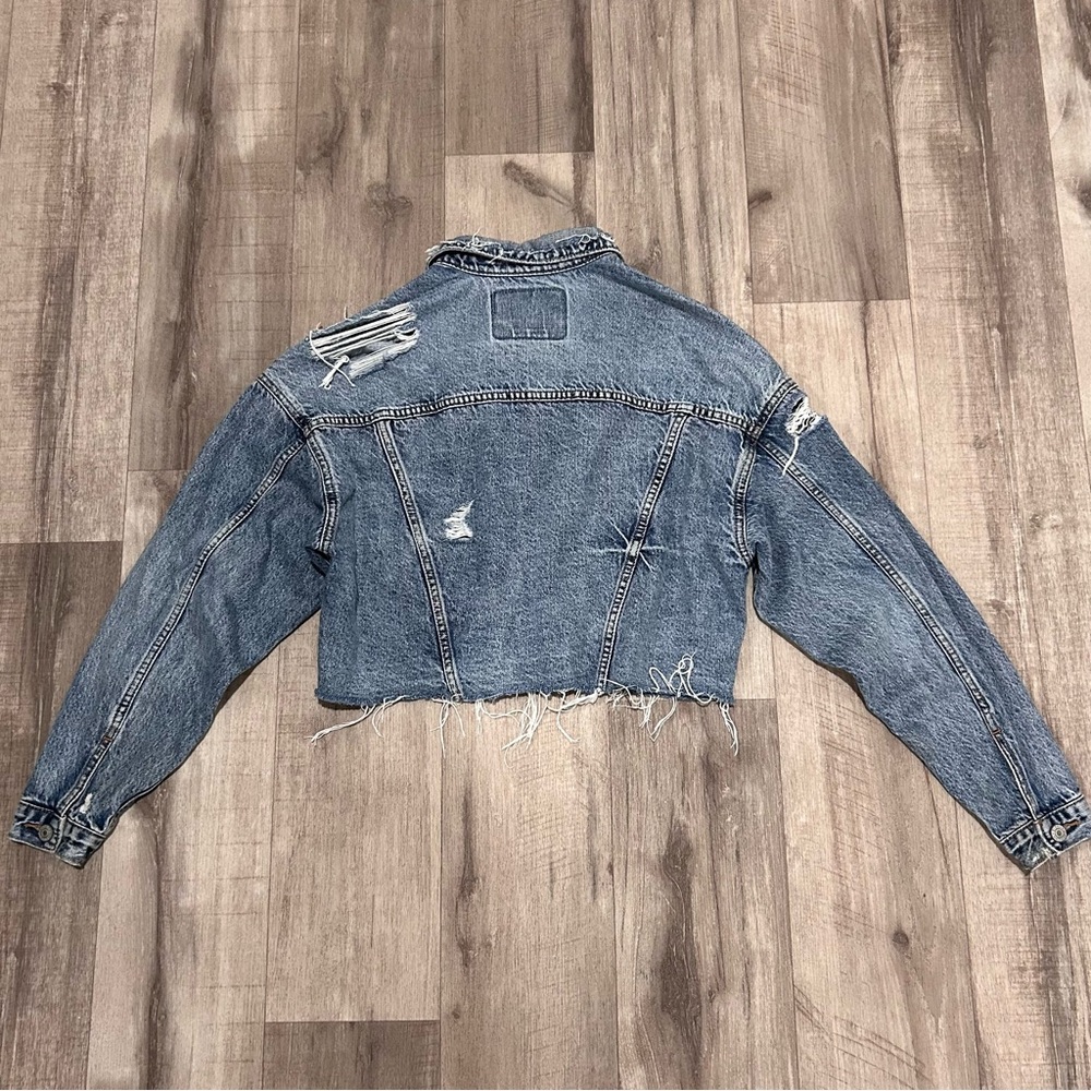 Cropped denim jacket - Picture 2 of 5